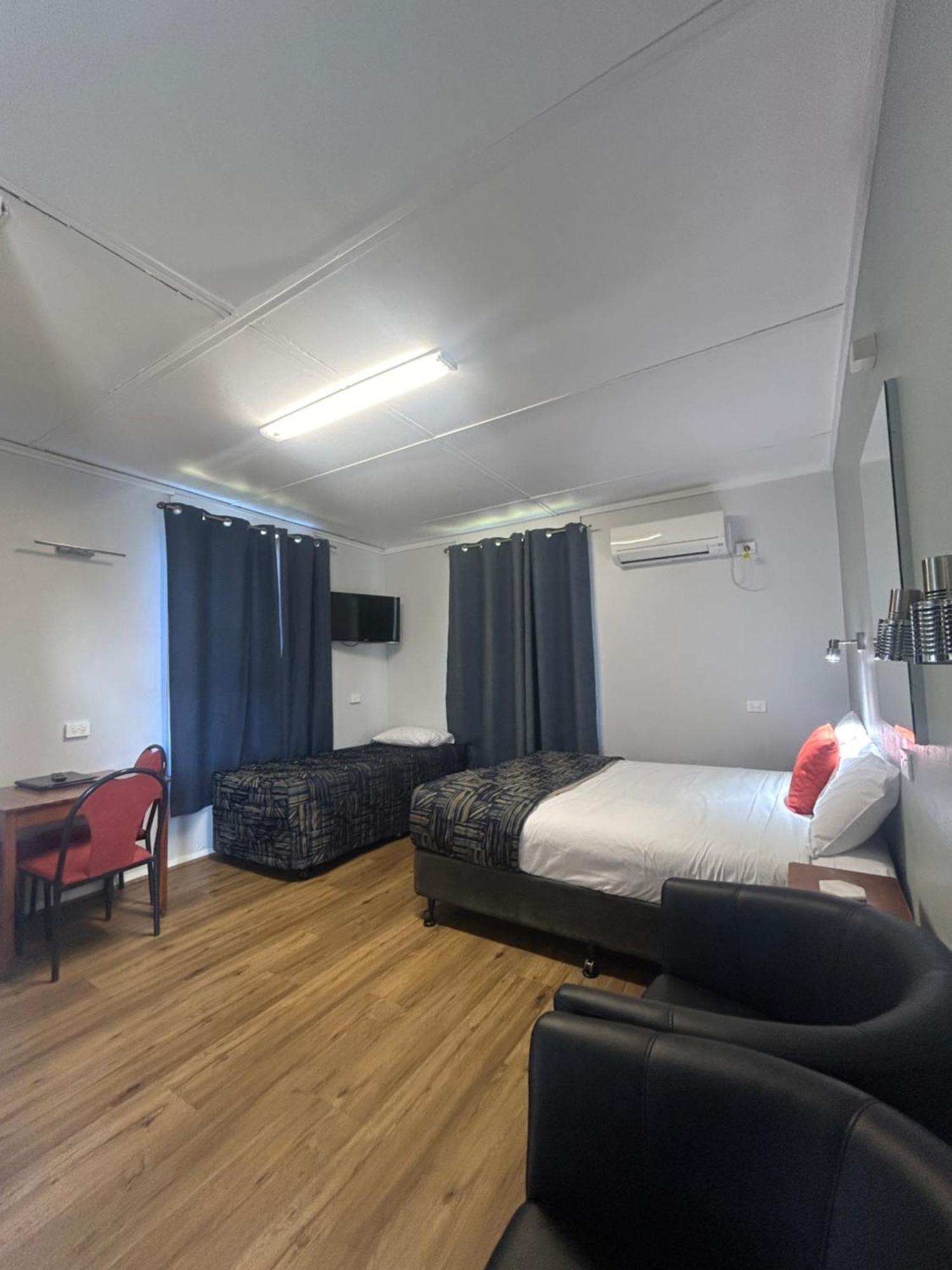 Harden Country Motel エクステリア 写真